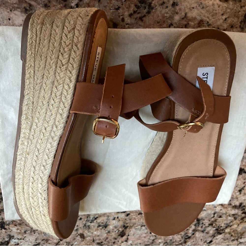 Steve Madden size 8.5 used sandals
